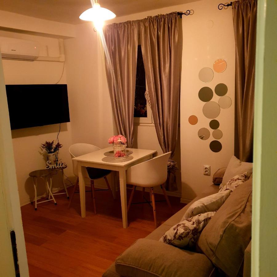 D&M Apartment Sibenik - An Apartment In The Heart Of The Old Town Exteriör bild
