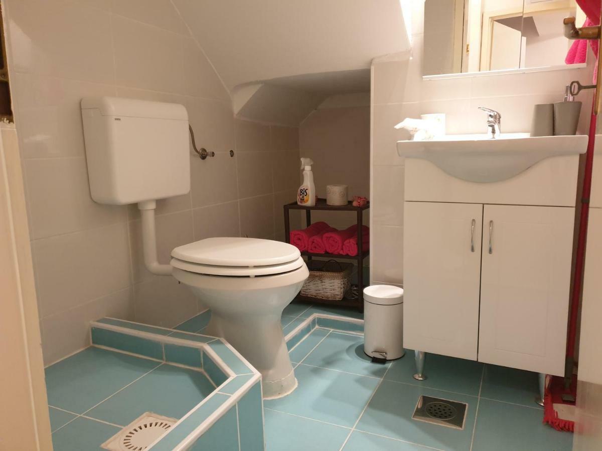 D&M Apartment Sibenik - An Apartment In The Heart Of The Old Town Exteriör bild