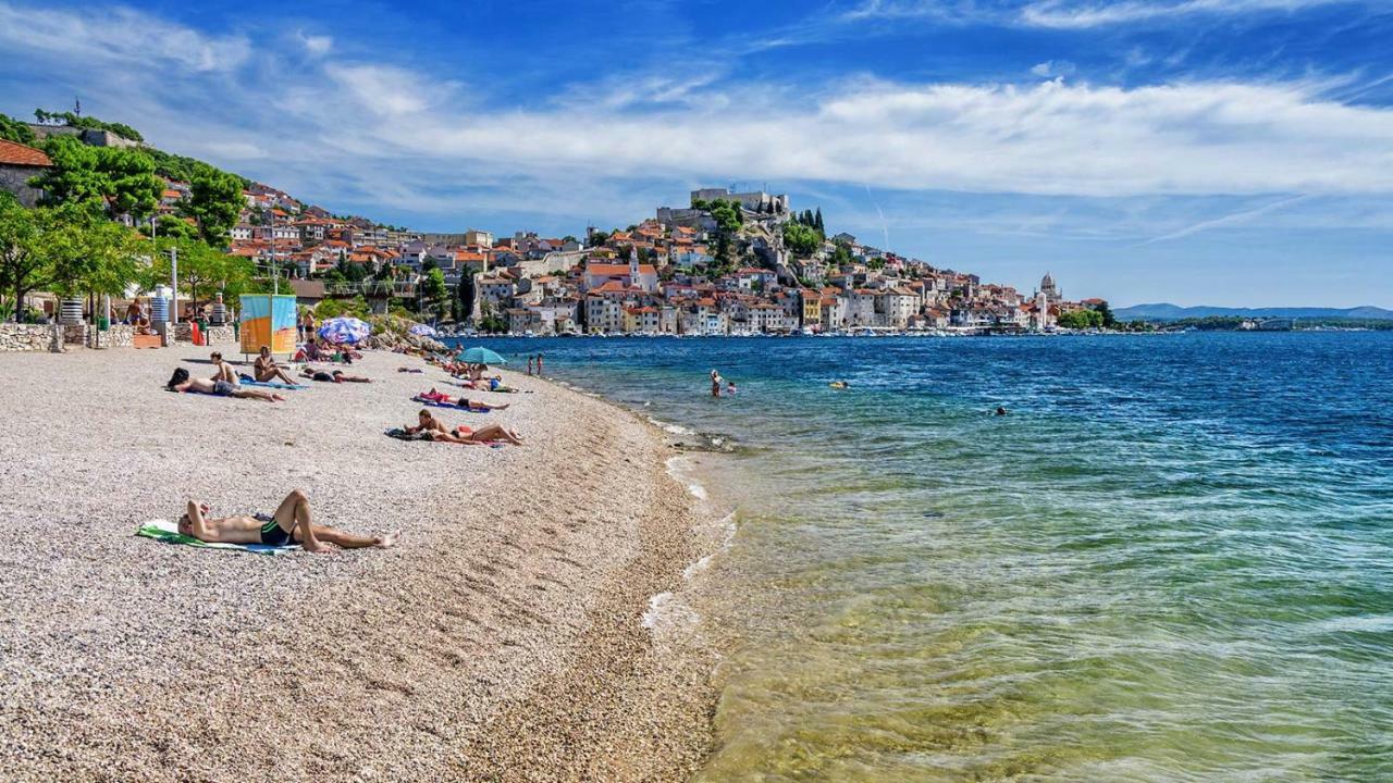 D&M Apartment Sibenik - An Apartment In The Heart Of The Old Town Exteriör bild